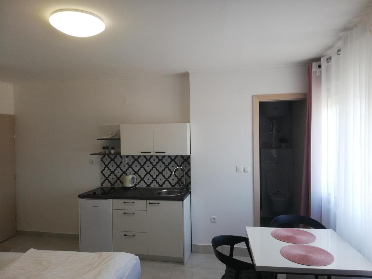 Apartment Susanj Karlobag Ngoại thất bức ảnh