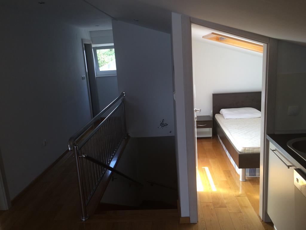 Apartment Susanj Karlobag Ngoại thất bức ảnh